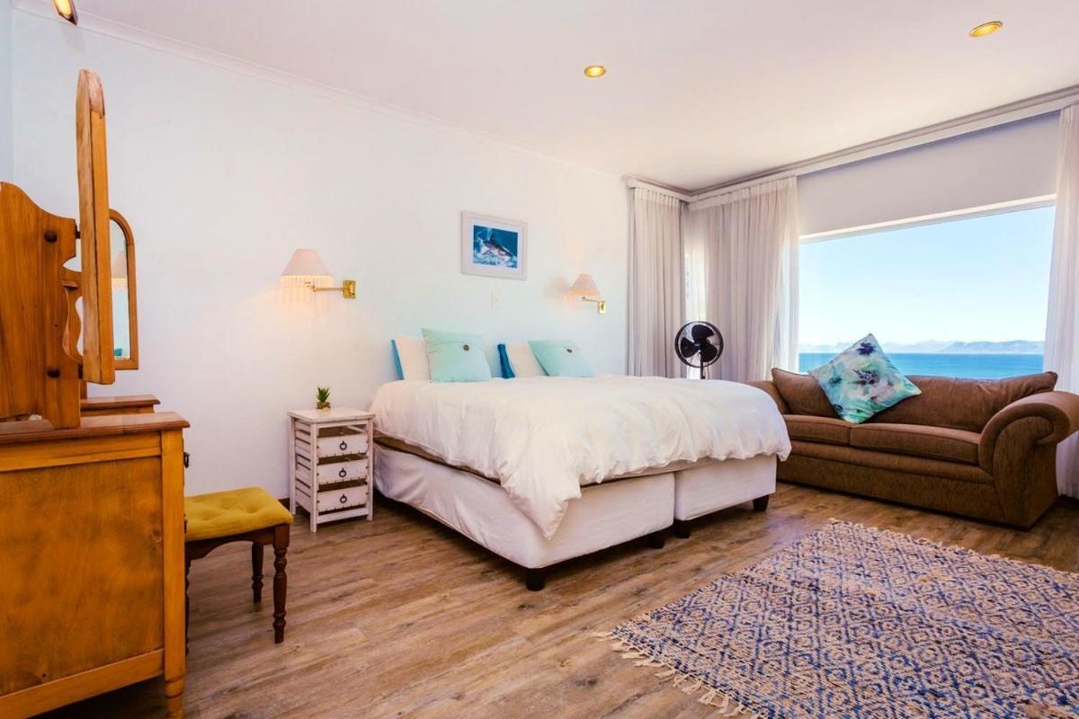 Hotel 49 On Cliff Gansbaai Exterior foto